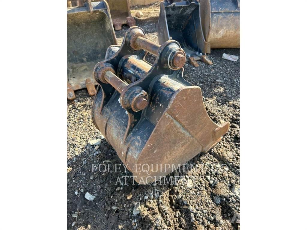 CAT BK302P18 Paletli ekskavatörler