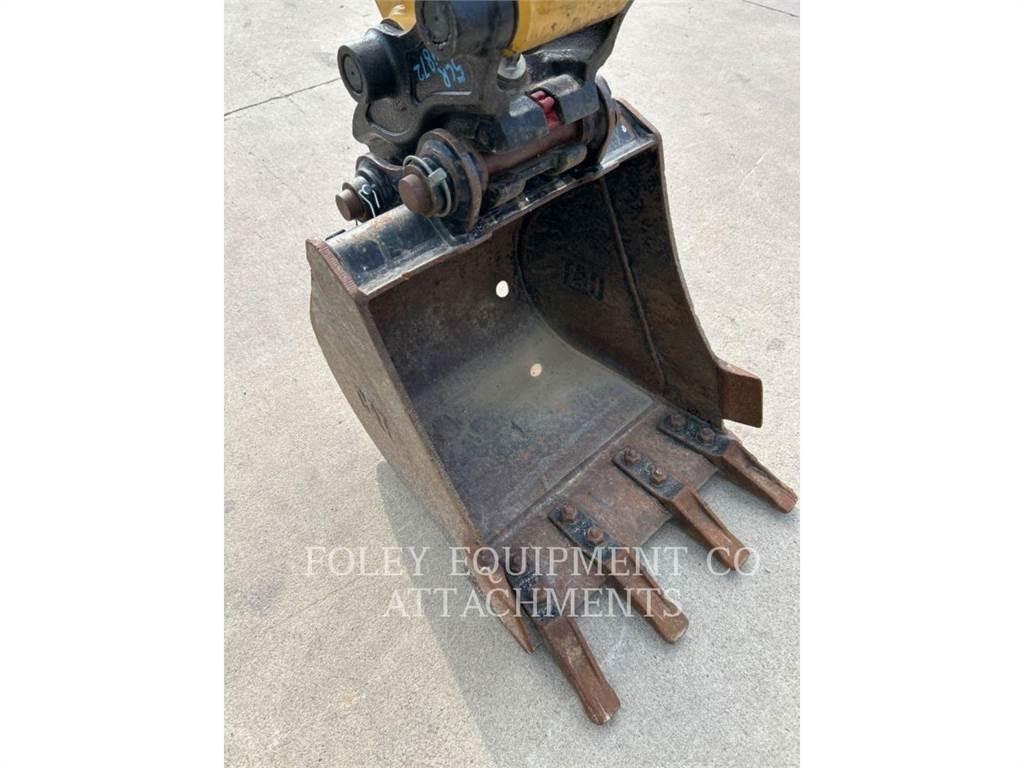 CAT BK302P20 Paletli ekskavatörler