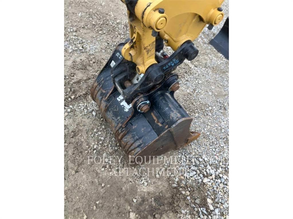 CAT BK302P24 Paletli ekskavatörler