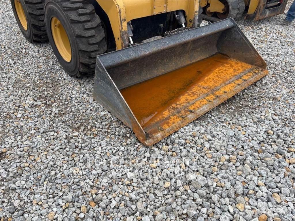 CAT BKSSLMP74 Skid steer loderler
