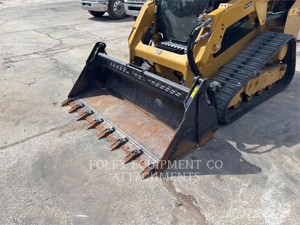 CAT BKSSLMP74T Skid steer loderler