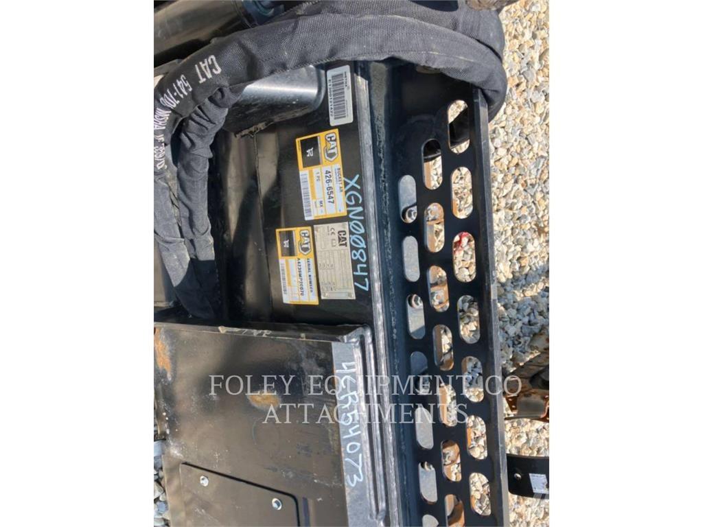 CAT BKSSLMP80T Skid steer loderler