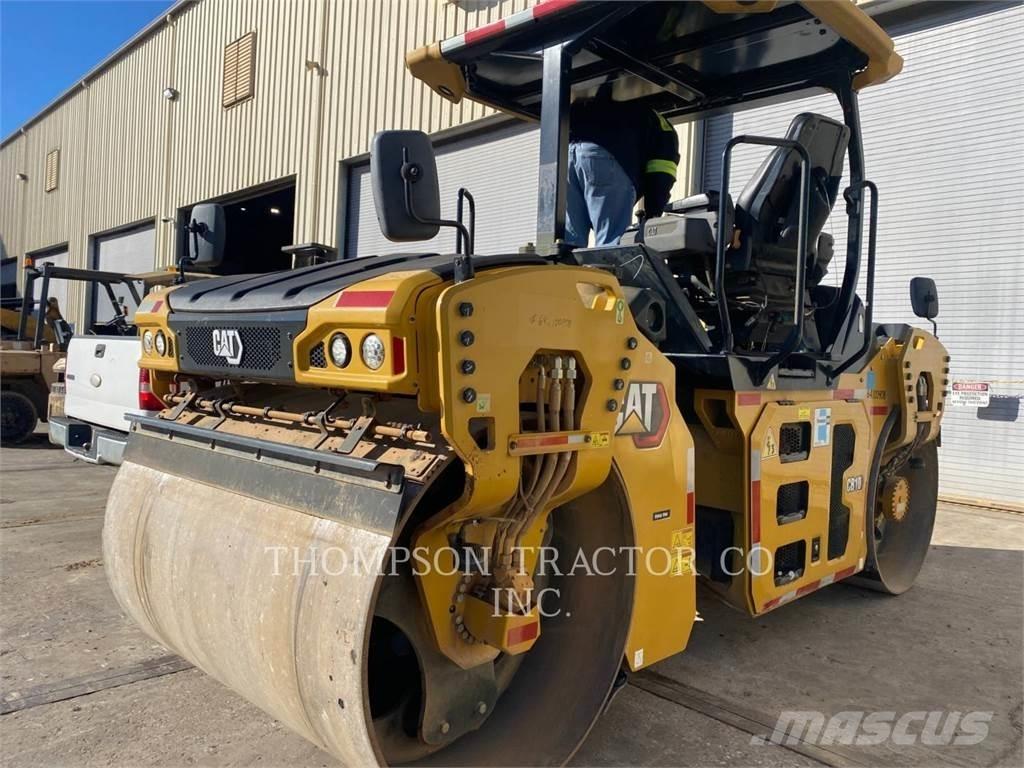 CAT CB 10 Çift tamburlu silindirler