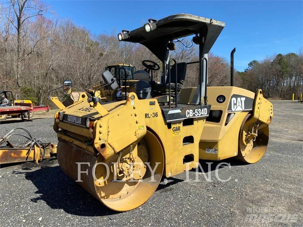 CAT CB-534D Çift tamburlu silindirler