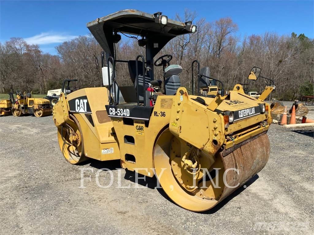 CAT CB-534D Çift tamburlu silindirler