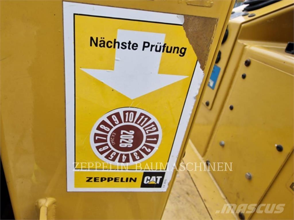 CAT CB1.7 Zemin sıkıştırma makineleri