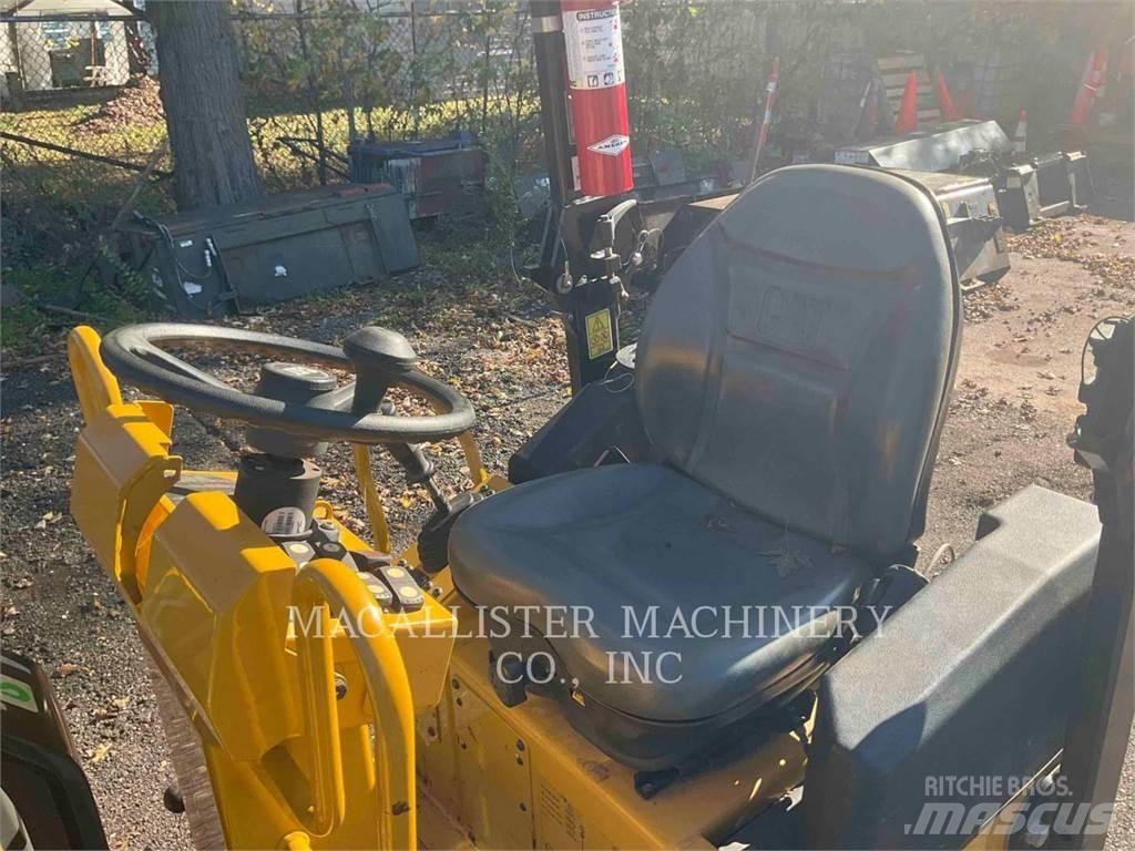 CAT CB1.8 Çift tamburlu silindirler