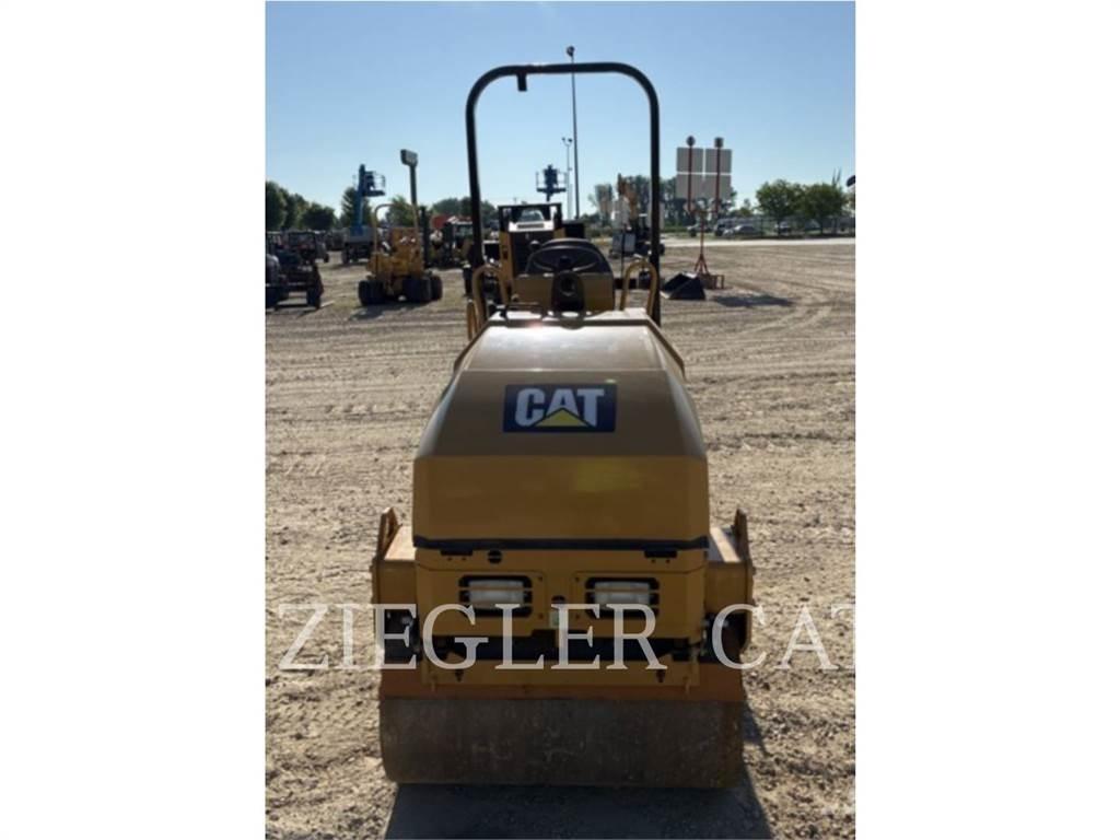 CAT CB1.8 Zemin sıkıştırma makineleri