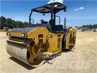 CAT CB13 Çift tamburlu silindirler