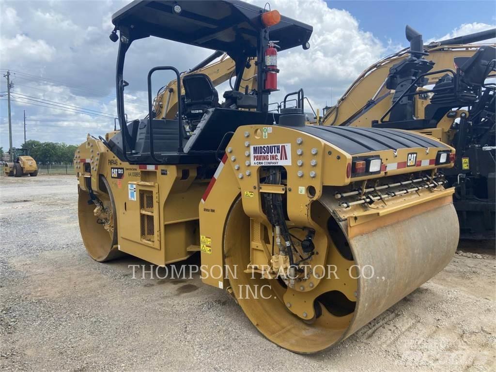 CAT CB13 Çift tamburlu silindirler