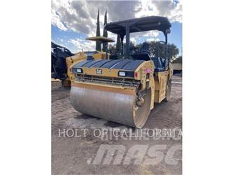 CAT CB13 Çift tamburlu silindirler