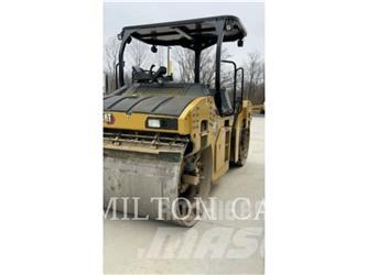 CAT CB13 Çift tamburlu silindirler