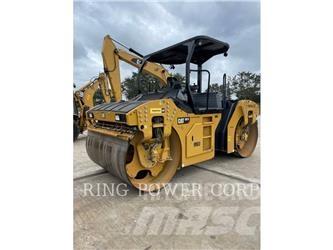 CAT CB13 Çift tamburlu silindirler