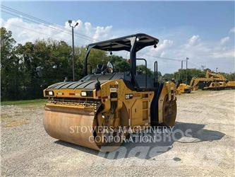 CAT CB13 Çift tamburlu silindirler
