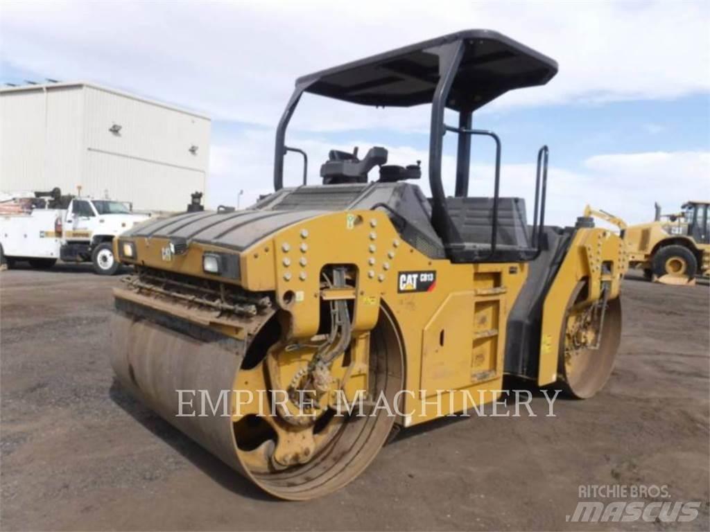 CAT CB13 Çift tamburlu silindirler