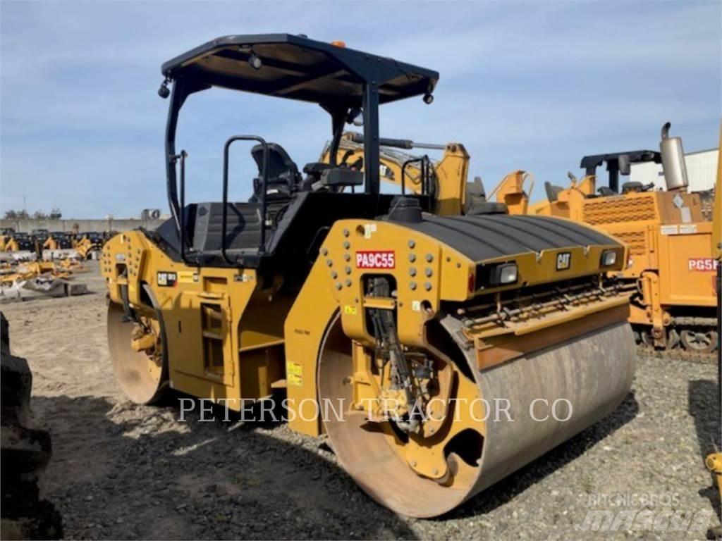CAT CB13 Çift tamburlu silindirler