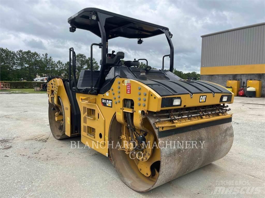 CAT CB13 Çift tamburlu silindirler