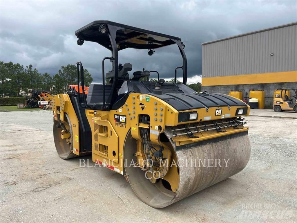 CAT CB13 Çift tamburlu silindirler