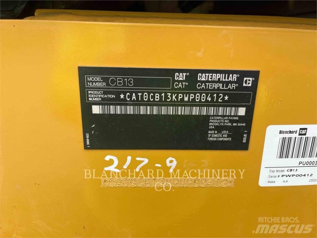 CAT CB13 Çift tamburlu silindirler