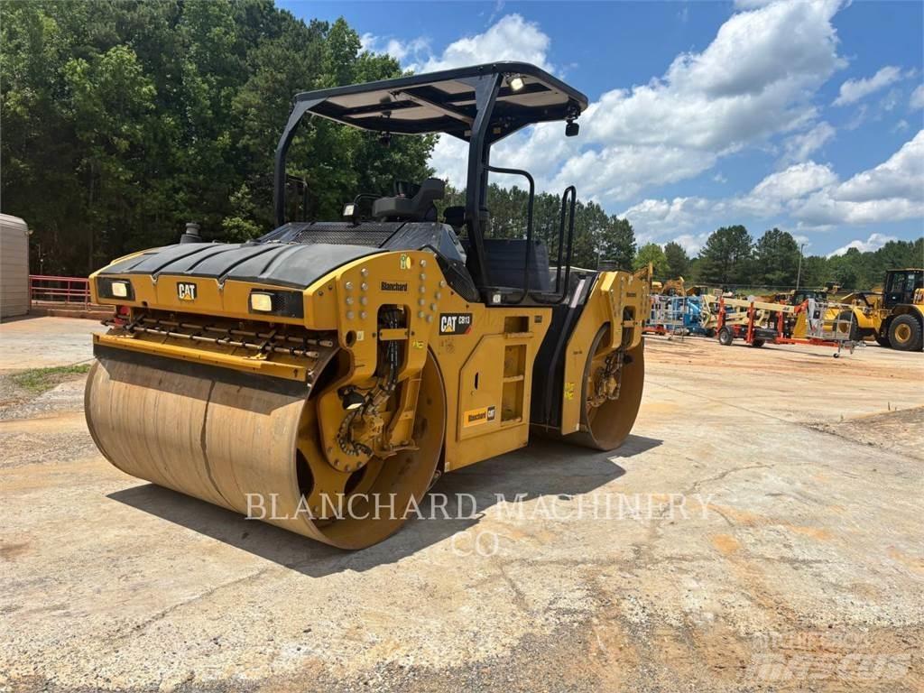 CAT CB13 Çift tamburlu silindirler