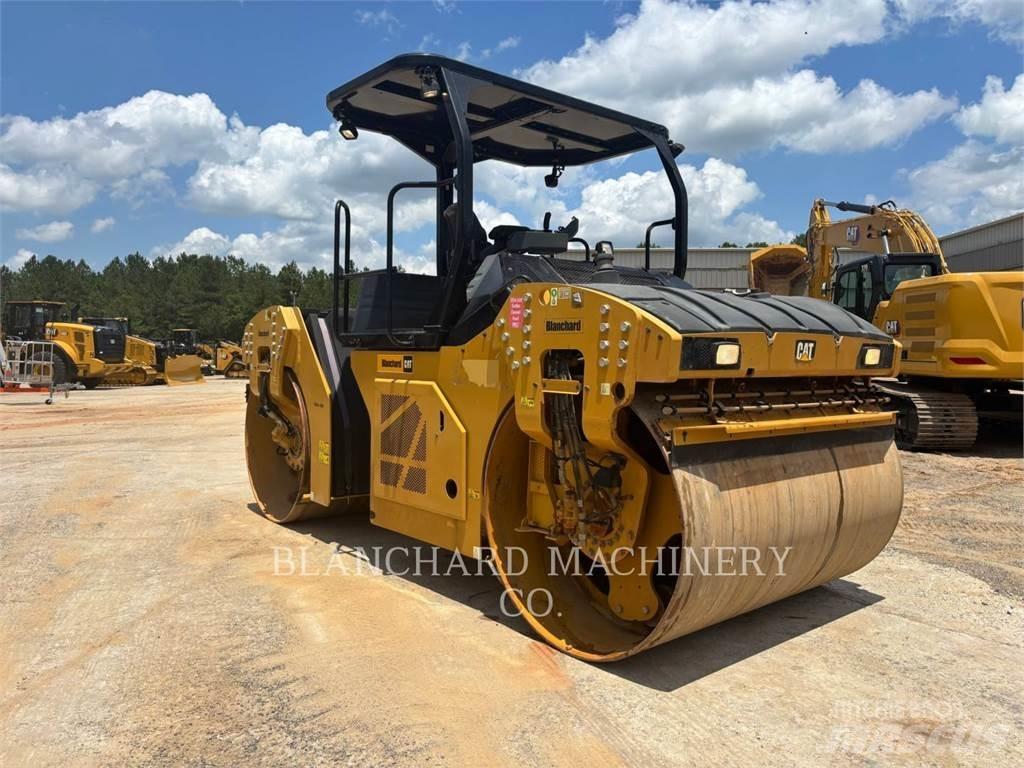 CAT CB13 Çift tamburlu silindirler