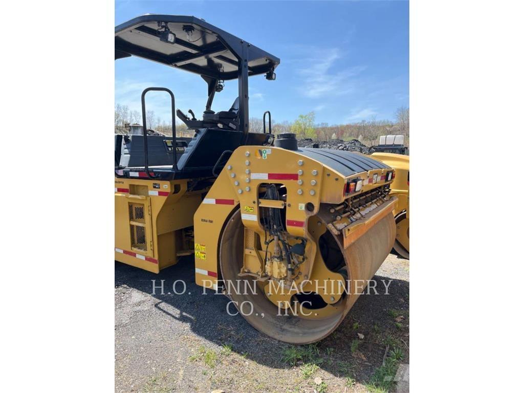 CAT CB13 Çift tamburlu silindirler