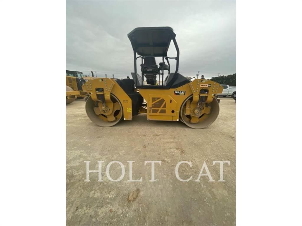 CAT CB13 Tek tamburlu silindirler