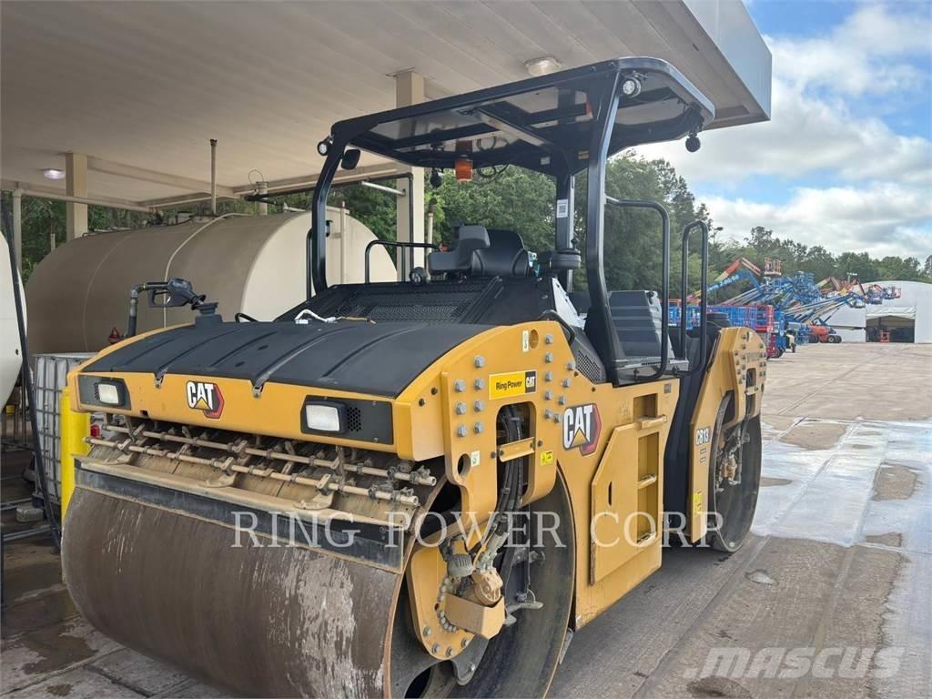 CAT CB13 OSC Çift tamburlu silindirler