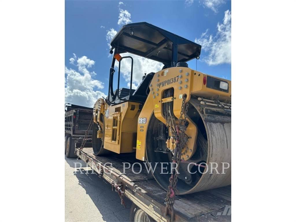 CAT CB13 OSC Çift tamburlu silindirler