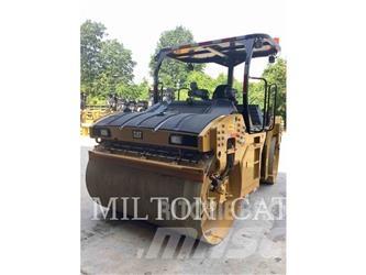CAT CB15 Çift tamburlu silindirler