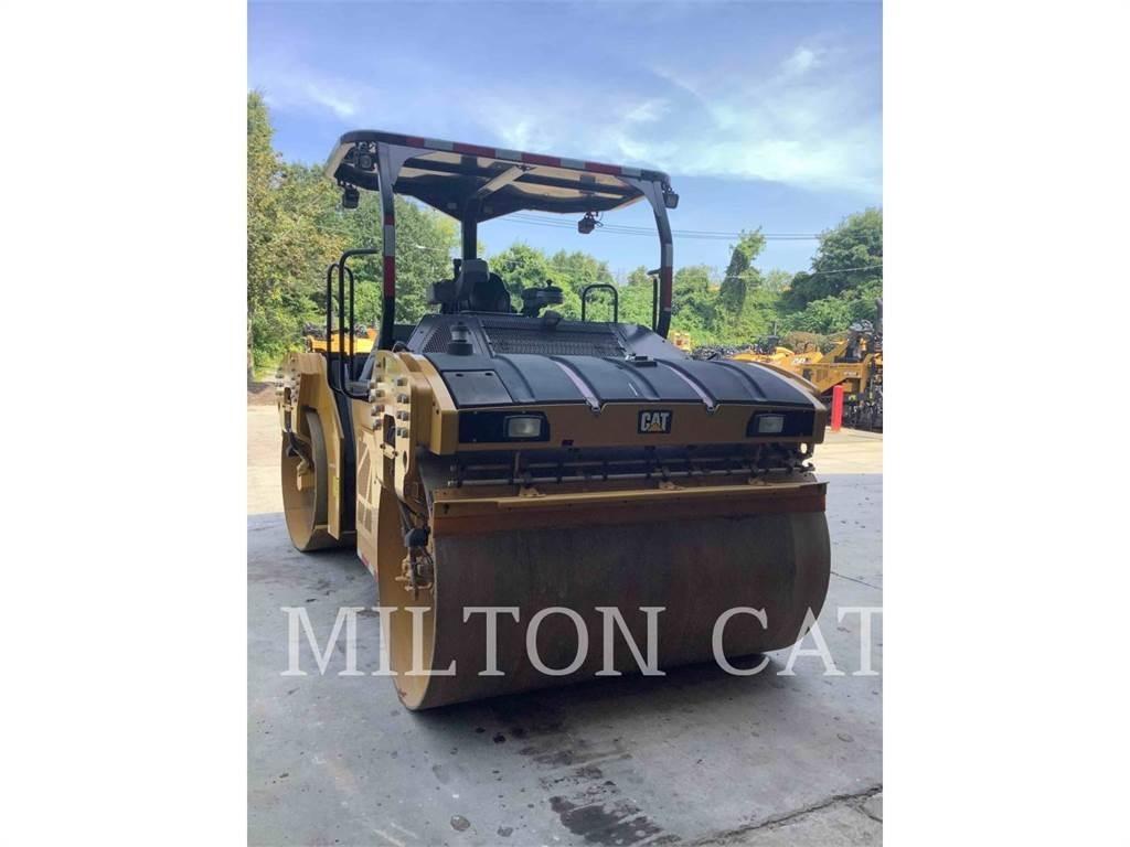 CAT CB15 Çift tamburlu silindirler