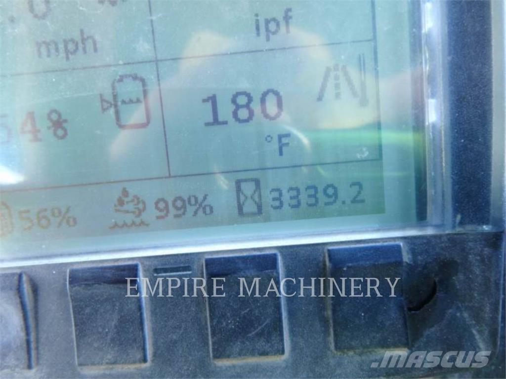 CAT CB15 Çift tamburlu silindirler