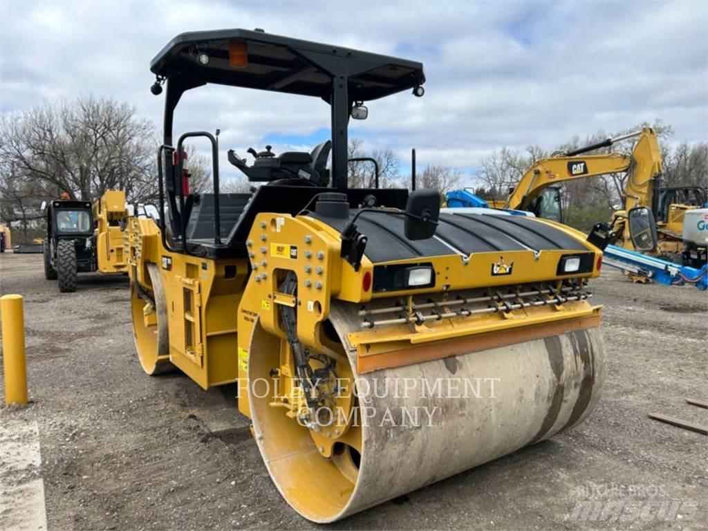 CAT CB15-01 Zemin sıkıştırma makineleri