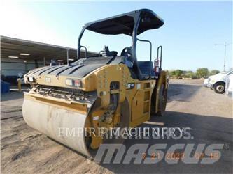 CAT CB15 5A Çift tamburlu silindirler