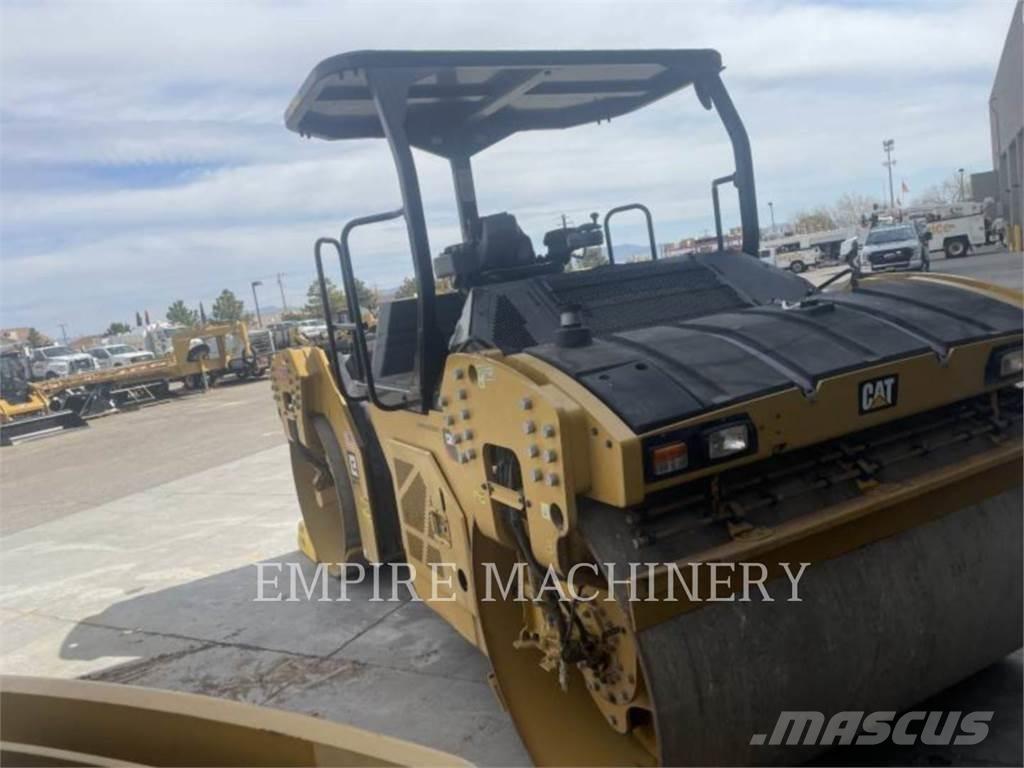 CAT CB15 5A Çift tamburlu silindirler