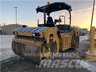 CAT CB15 CW Çift tamburlu silindirler