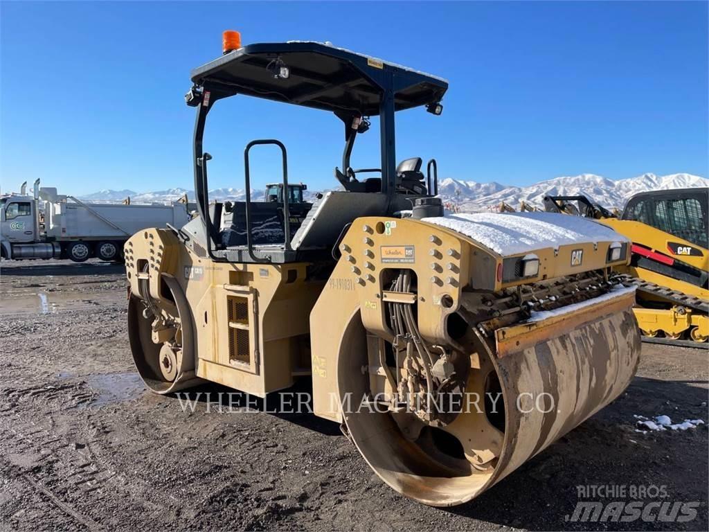 CAT CB15 CW Çift tamburlu silindirler