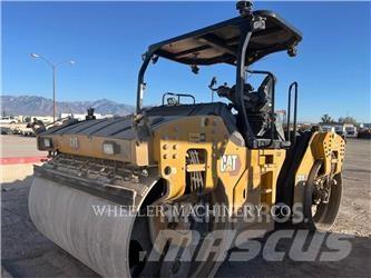CAT CB15 CW VV Çift tamburlu silindirler