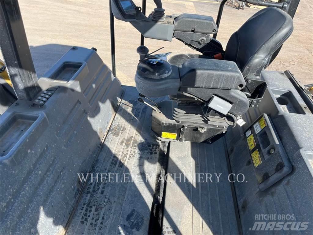 CAT CB15 CW VV Çift tamburlu silindirler