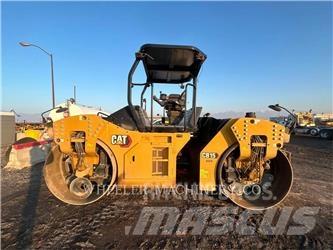 CAT CB15 CW VV Çift tamburlu silindirler