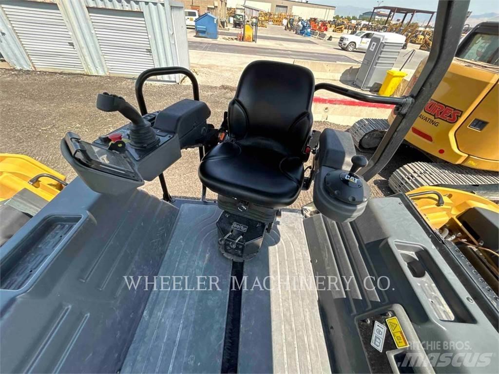 CAT CB15 CW VV Çift tamburlu silindirler