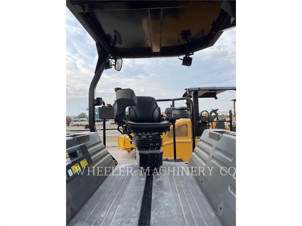 CAT CB15 CW VV Çift tamburlu silindirler