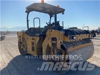 CAT CB15 VV Çift tamburlu silindirler