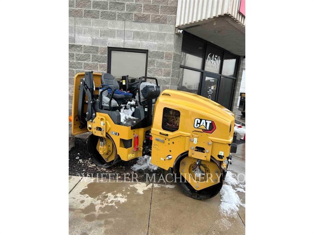 CAT CB2.5 Çift tamburlu silindirler