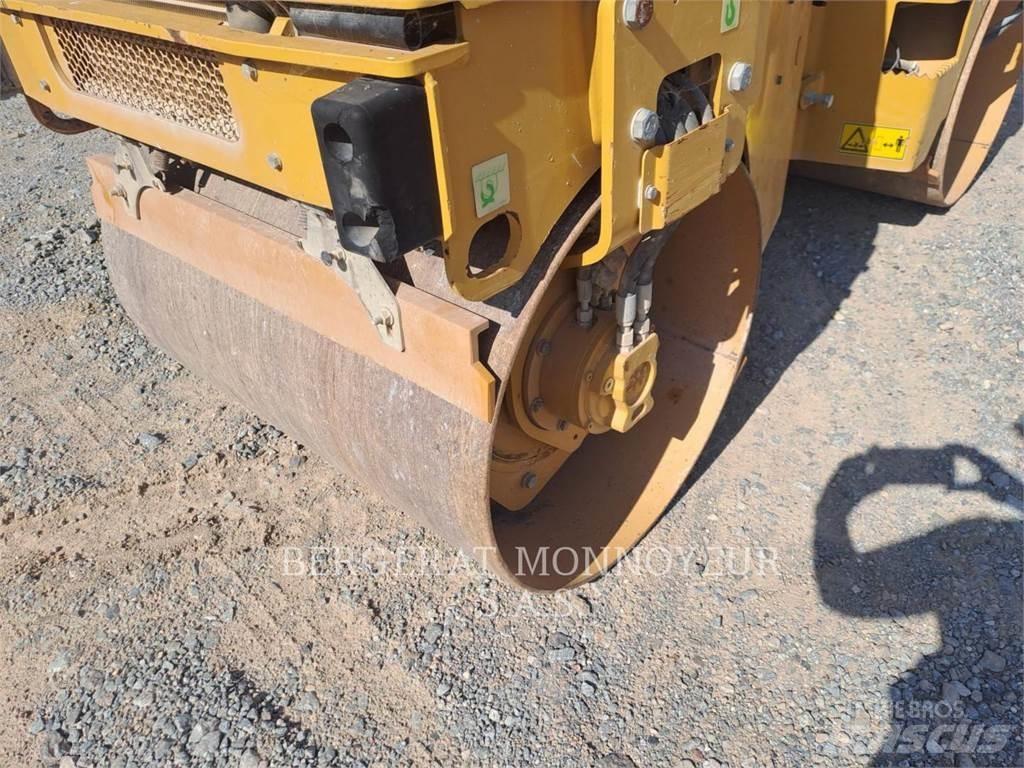 CAT CB2.5 Zemin sıkıştırma makineleri