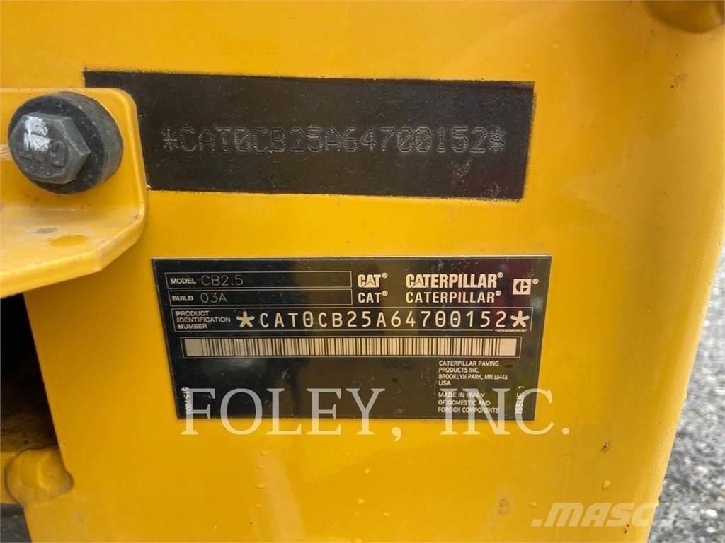 CAT CB2.5-03 Çift tamburlu silindirler
