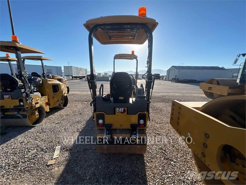 CAT CB2.5 GC Çift tamburlu silindirler