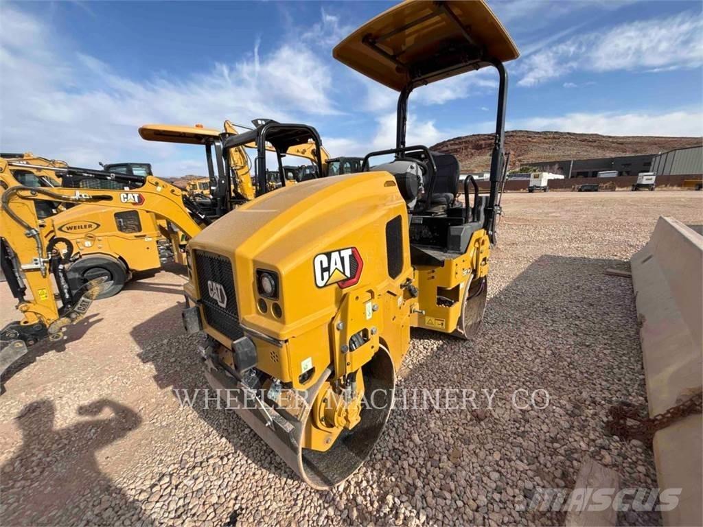 CAT CB2.5 GC Çift tamburlu silindirler