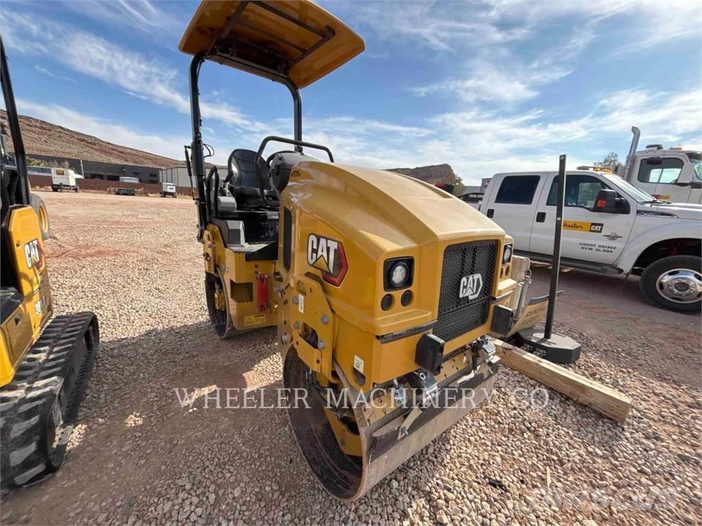 CAT CB2.5 GC Çift tamburlu silindirler
