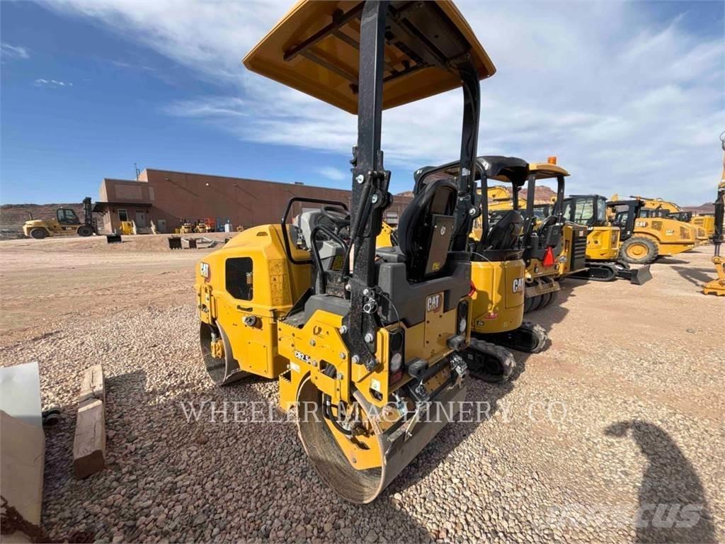 CAT CB2.5 GC Çift tamburlu silindirler